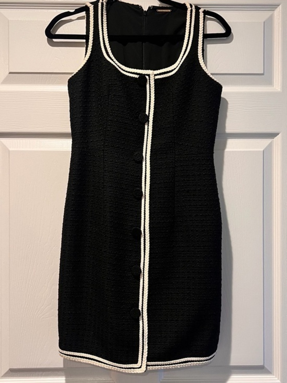 NWOT Elie Tahari Black Mini Dress with off white Rope Trim Size XS